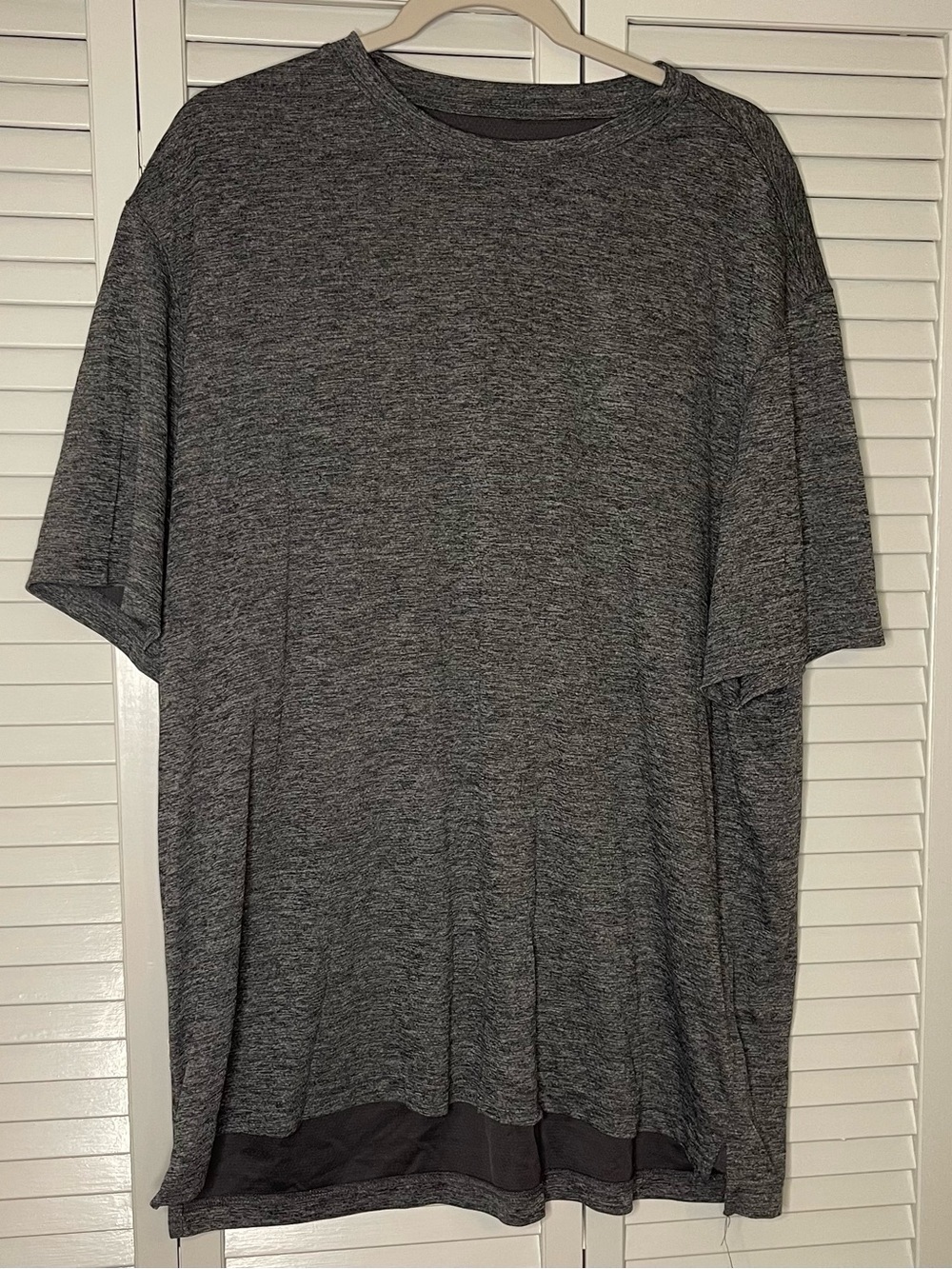 Duluth Trading Co Gray Heather Short-Sleeve Crewneck Shirt